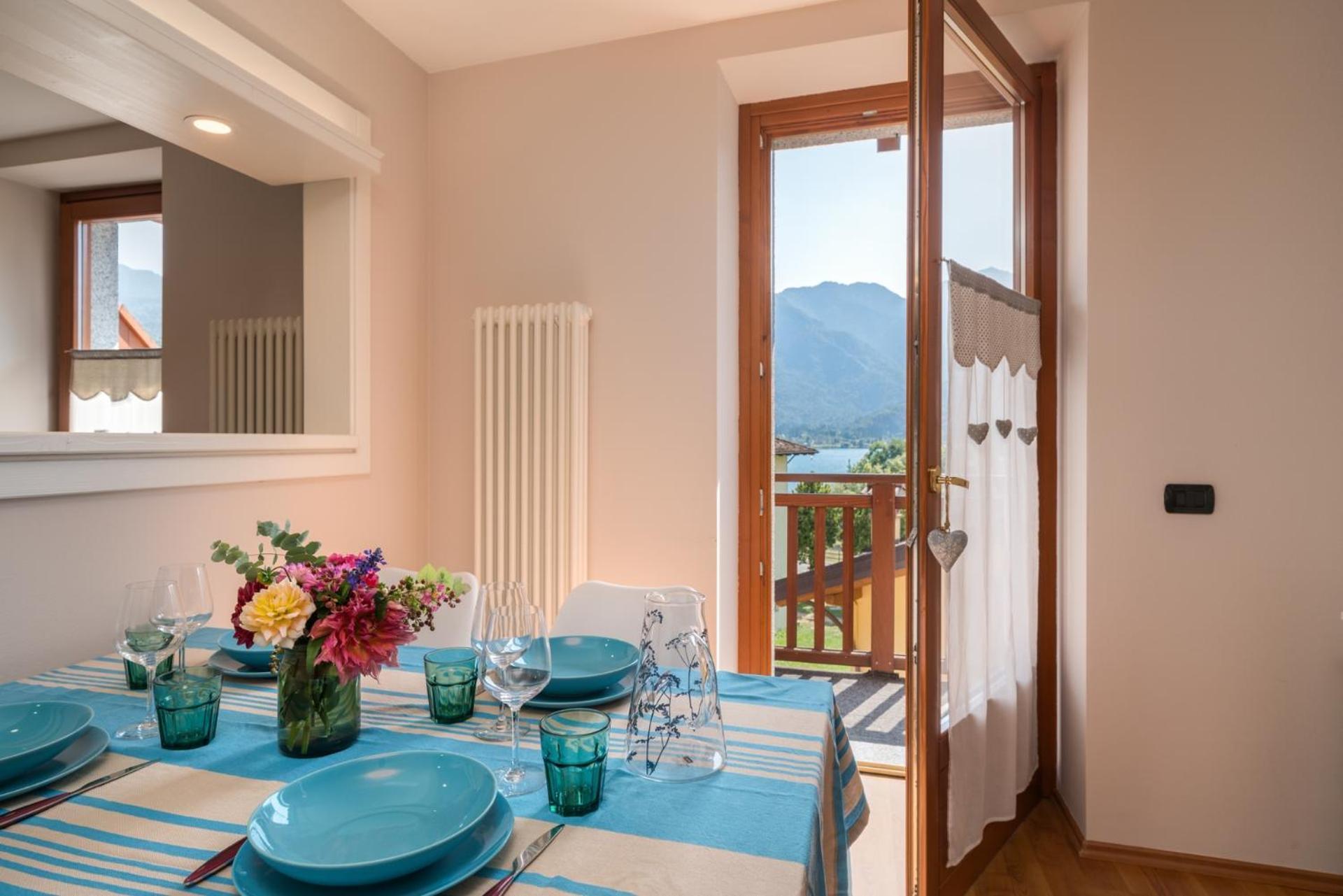 Appartement Casa Monica Ledro Family à Mezzolago Extérieur photo